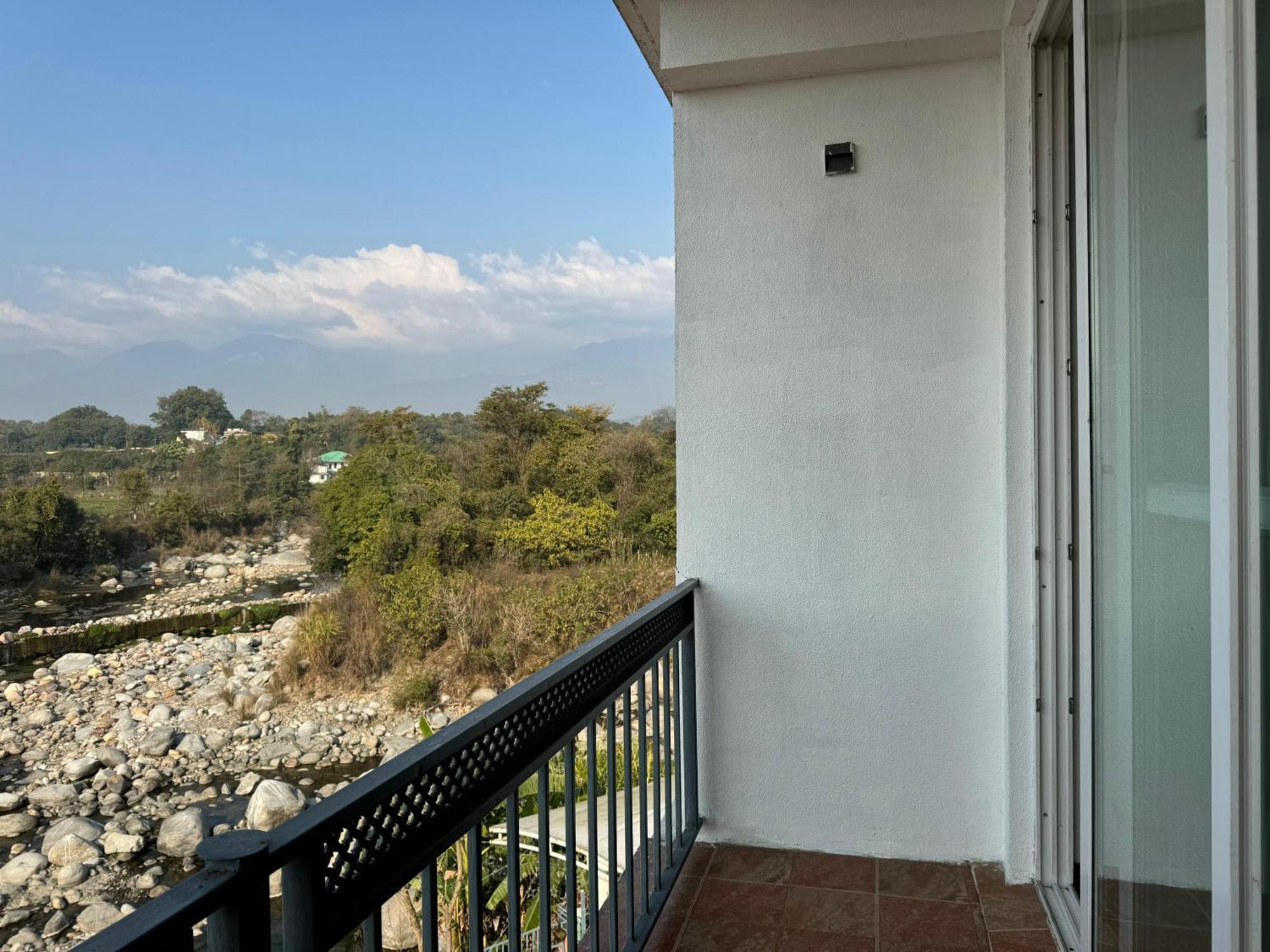 Hotel River Retreat Kangra Exterior foto